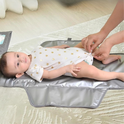 PACKMATE – Tragbare Wickelunterlage mit Tasche